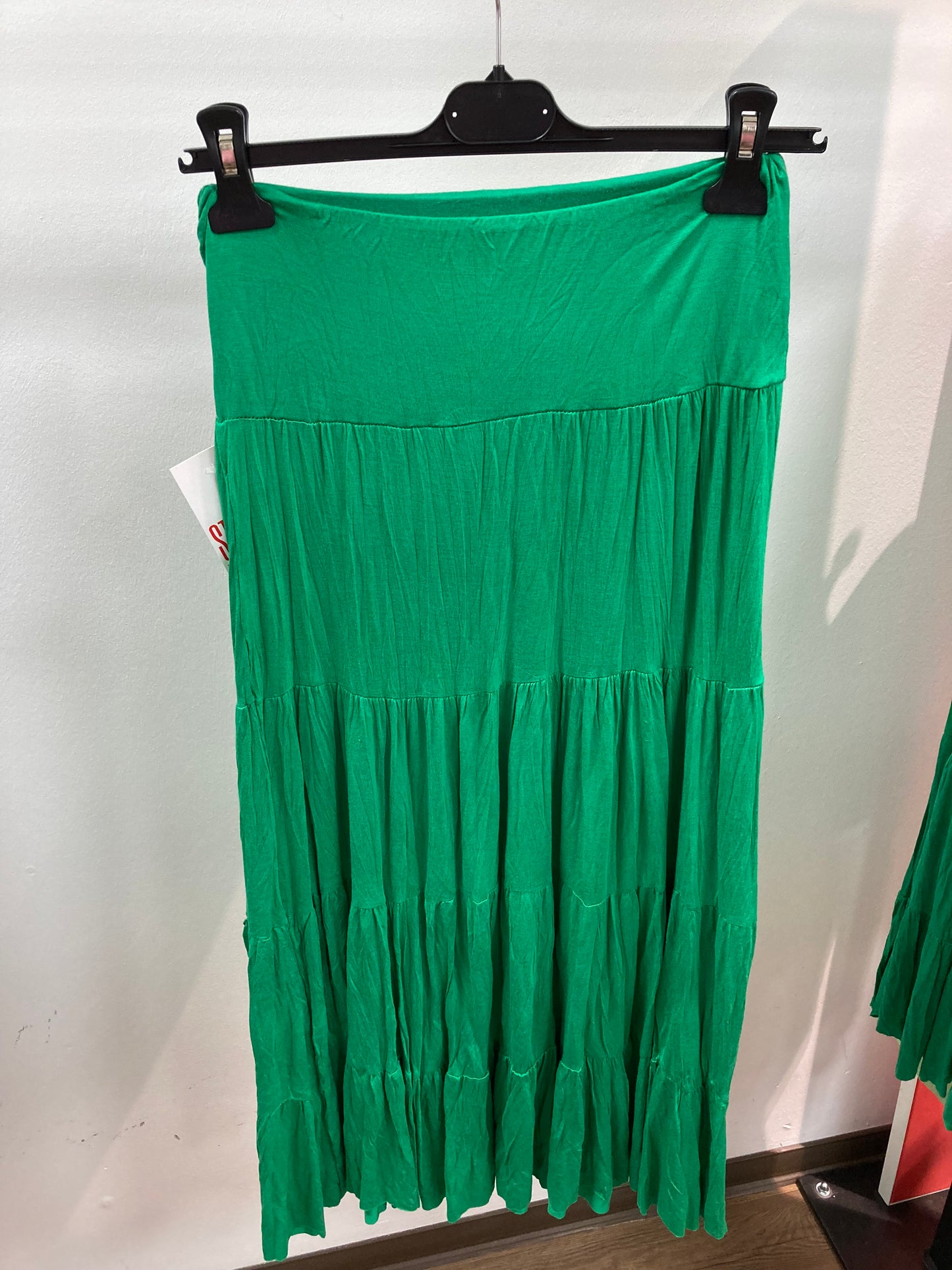 Cocktailrock im Stufen-Look