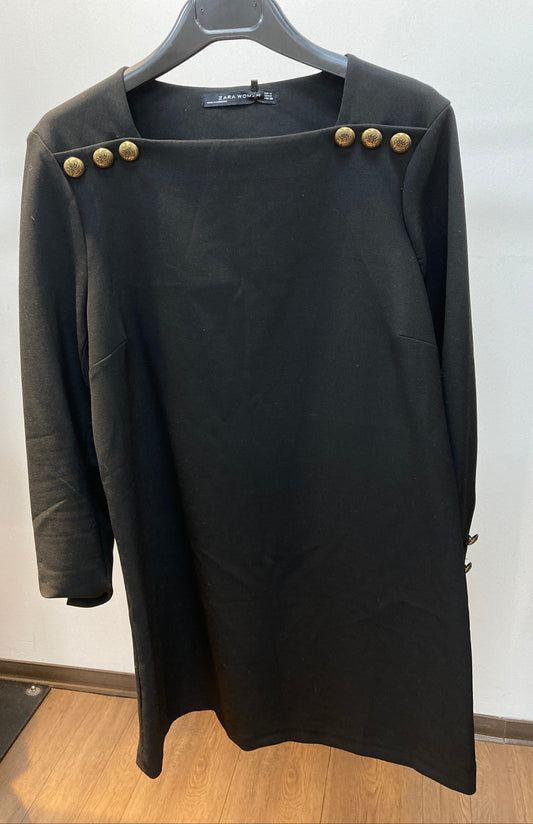 Oberteil lang mit Knöpfen