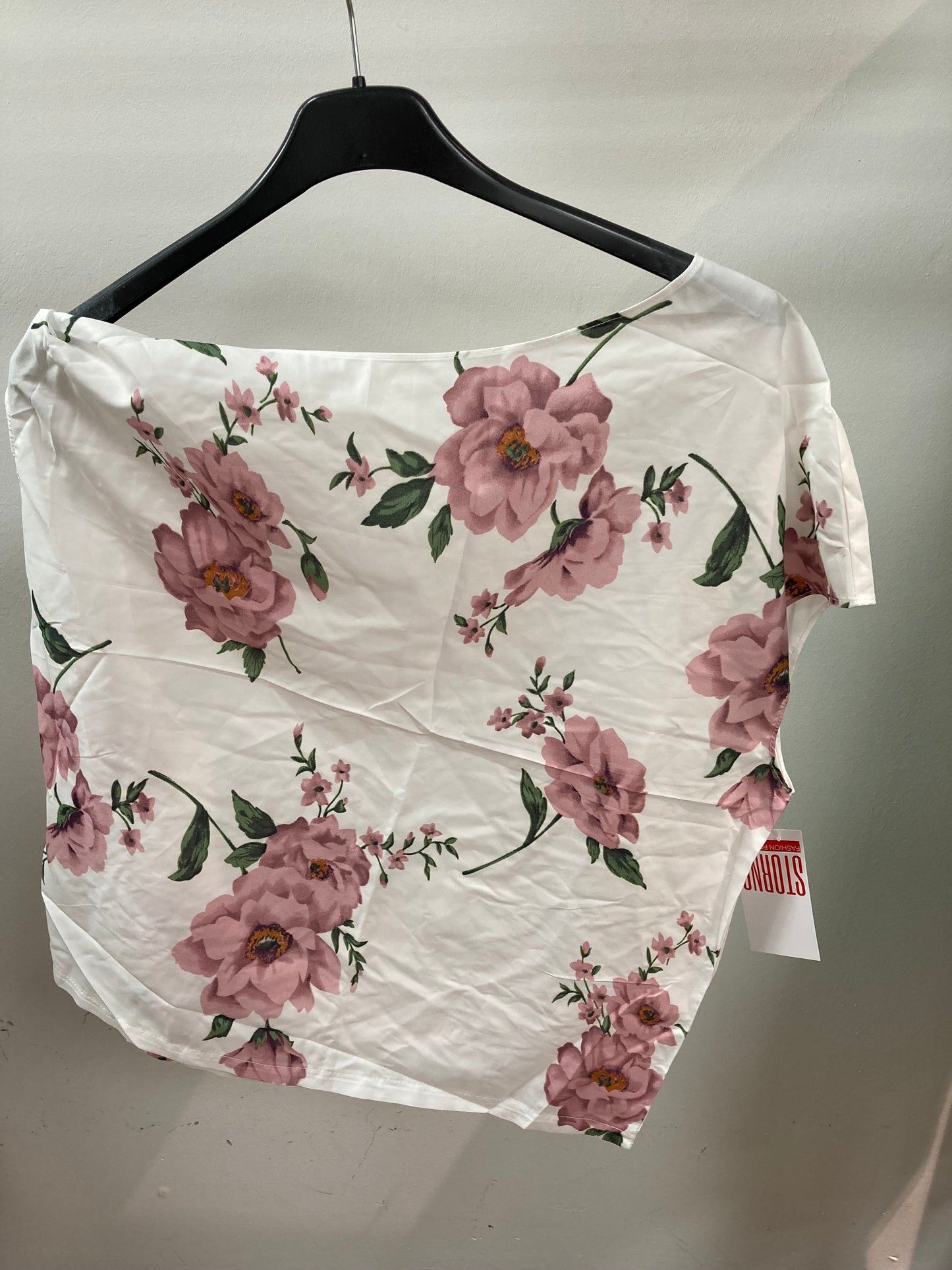 Top mit Knoten an der Schulter