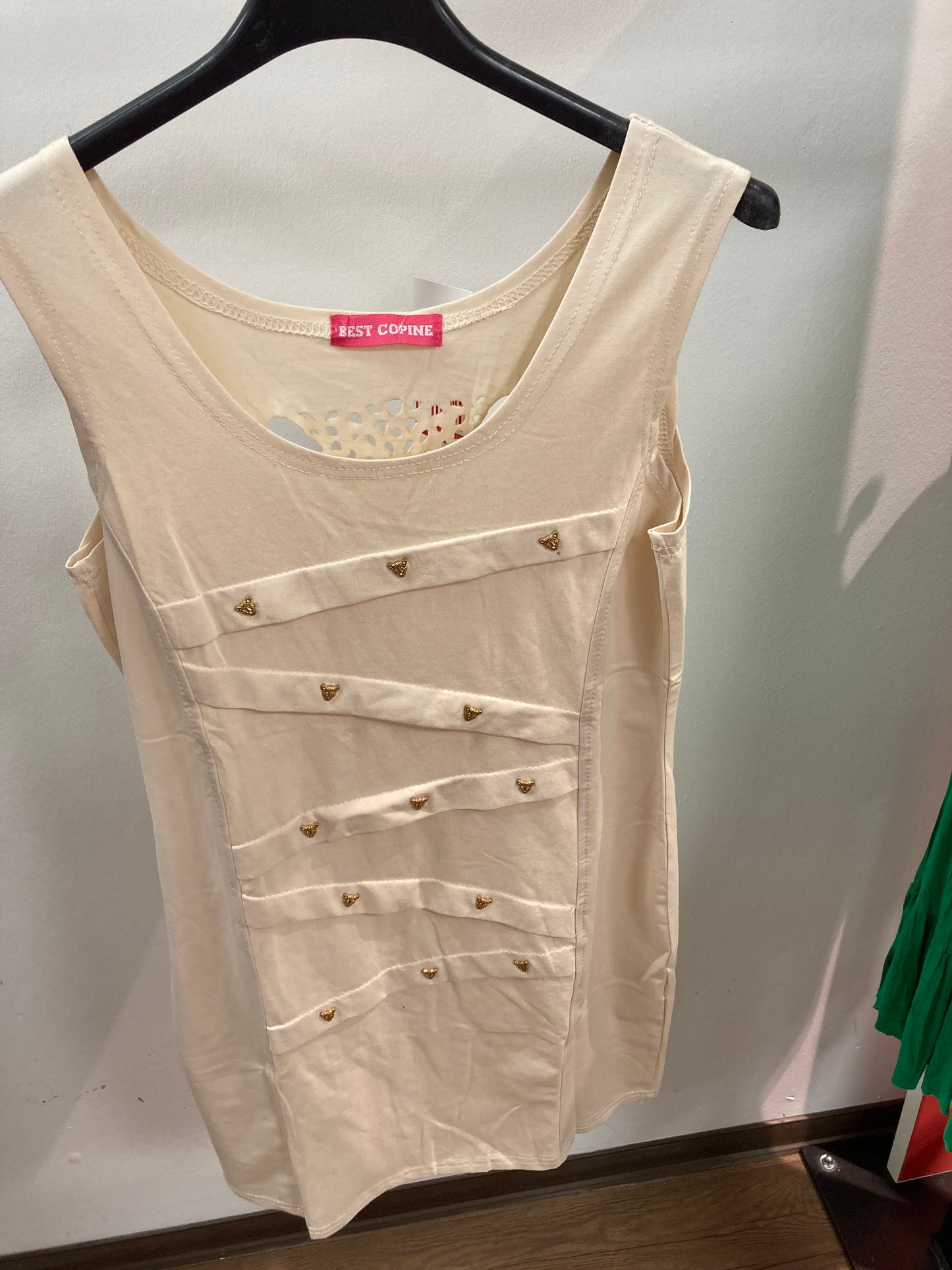 Top mit Lederseiten und Leoparden Auschnitt hinten