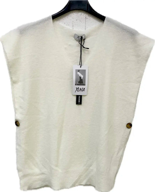 Strickweste mit Knopf